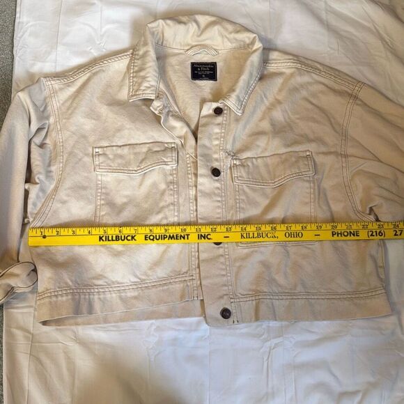 Abercrombie and Fitch utility trucker jacket womens size XL cream color distress - Picture 7 of 8